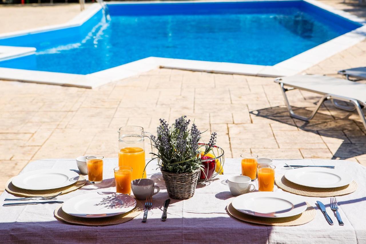 Olive Grove Poolside Apartments Benitses  Esterno foto