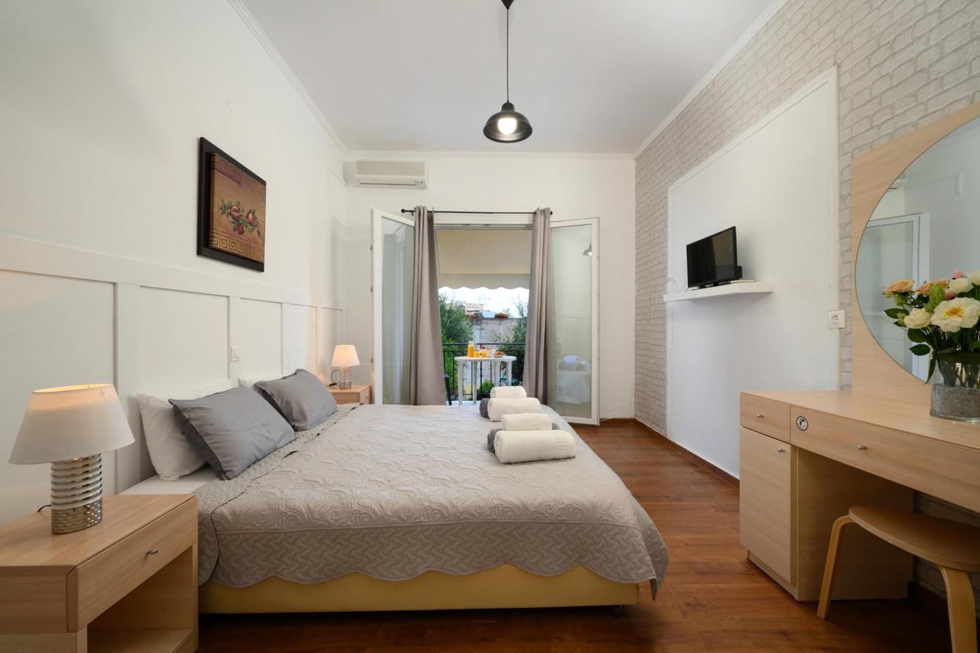 Olive Grove Poolside Apartments Benitses  Esterno foto